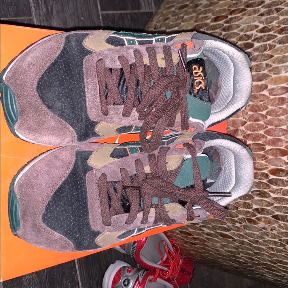 ASICS gel saga camp pak